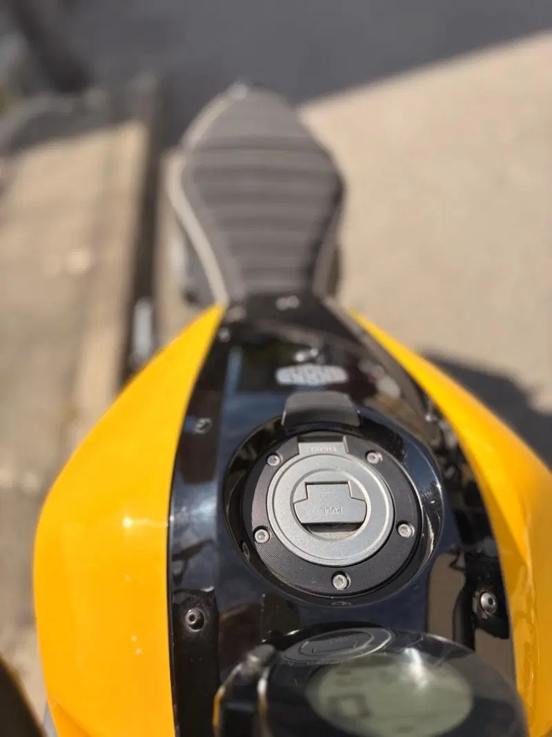 Yamaha XSR 700 ABS 60th Anniversary (2016 - 18) (4)