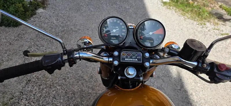 Honda CB 750 FOUR K1 (6)