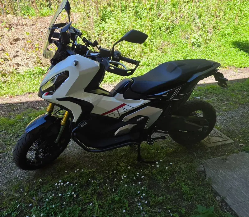 Honda X-ADV 750 DCT (2021 - 24) (2)
