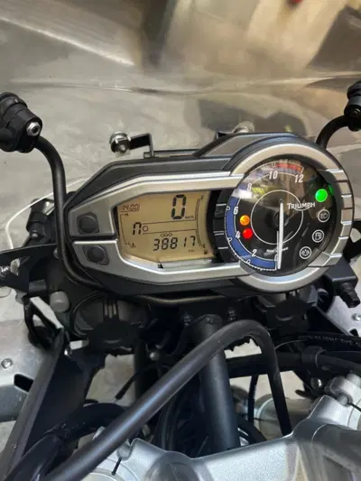 Triumph Tiger 800 (2010 - 14) usata