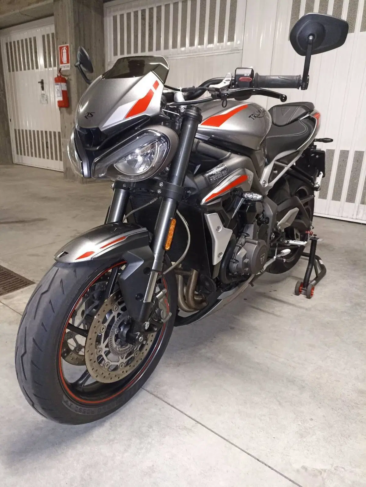 Triumph Street Triple RS (2020 - 22) (2)