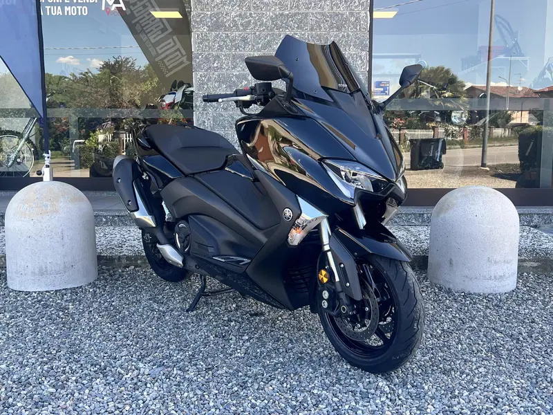 Yamaha T-Max 530 (2017 - 19) (2)