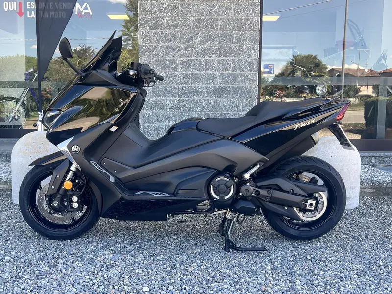 Yamaha T-Max 530 (2017 - 19) (4)