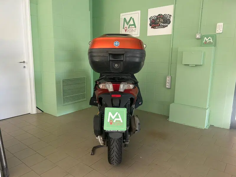 Piaggio Mp3 300 ie Yourban ERL (2011 - 17) (4)