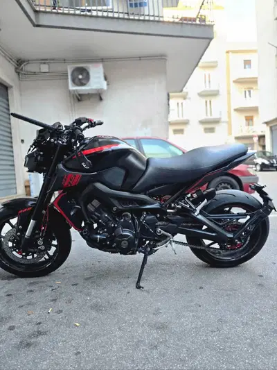 Yamaha MT-09 (2017 - 20) usata