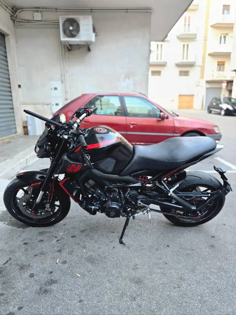 Yamaha MT-09 (2017 - 20) (3)