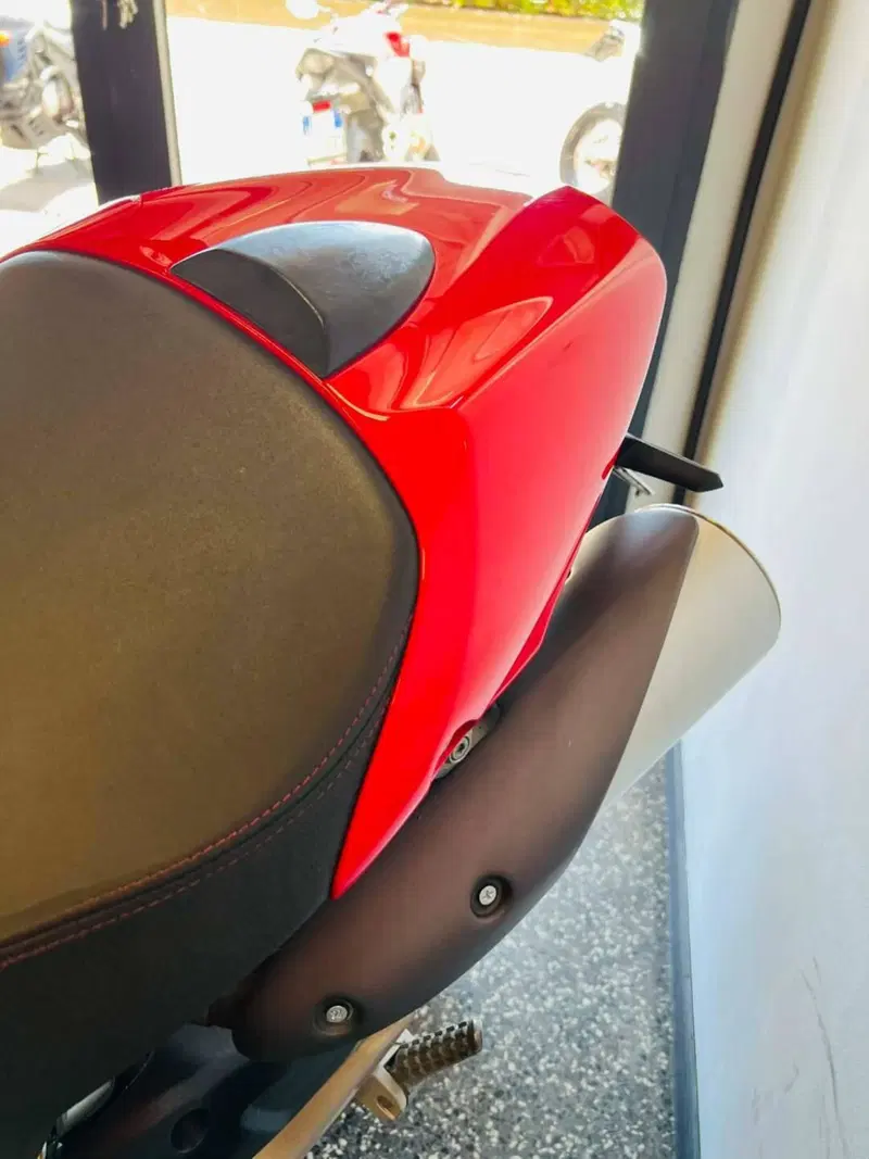 Ducati Monster 696 (2008 - 13) (3)