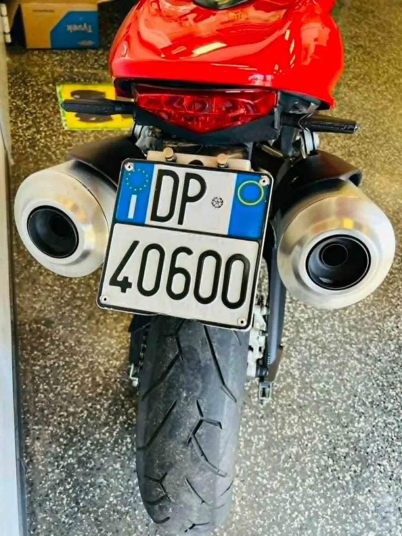 Ducati Monster 696 (2008 - 13) (14)