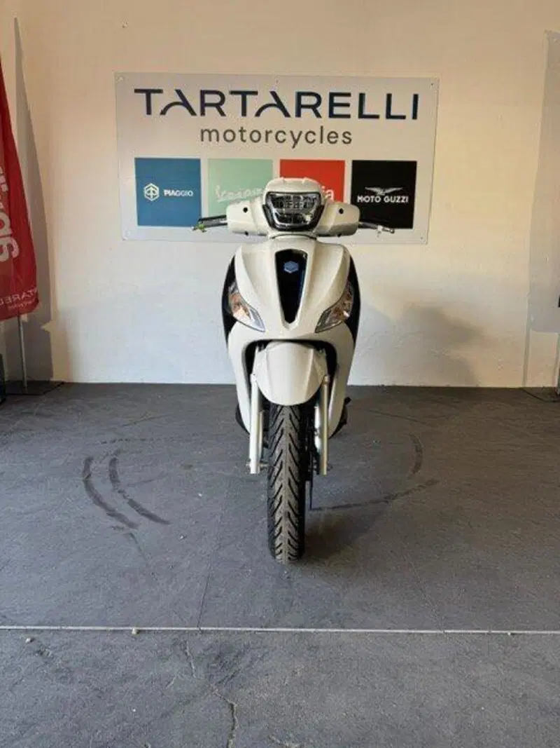 Piaggio Medley 125 S (2025 - 26) (3)