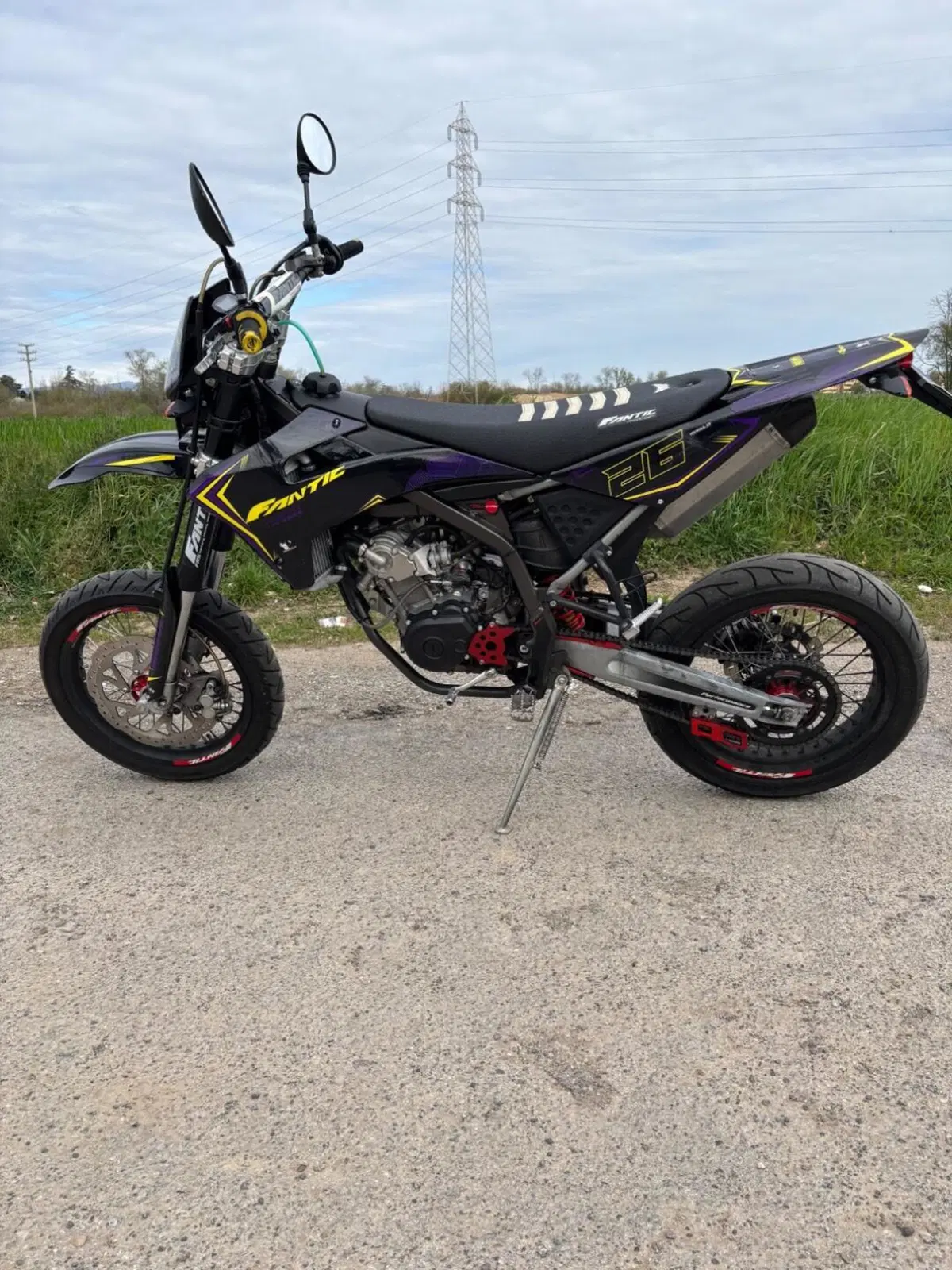 Fantic Motor Motard 125 M Performance 4t (2019) (3)