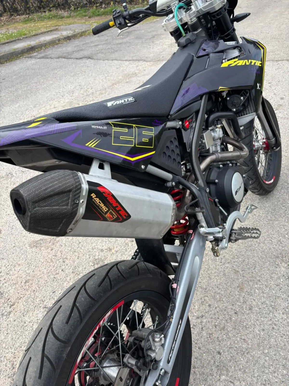 Fantic Motor Motard 125 M Performance 4t (2019) (4)