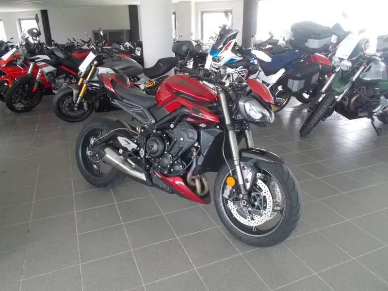 Triumph Street Triple 765 RS (2023 - 26)