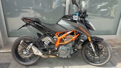 KTM 390 Duke (2021 - 23) usata
