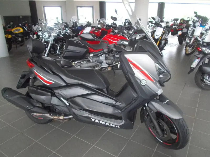 Yamaha X-Max 400 (2013 - 16)