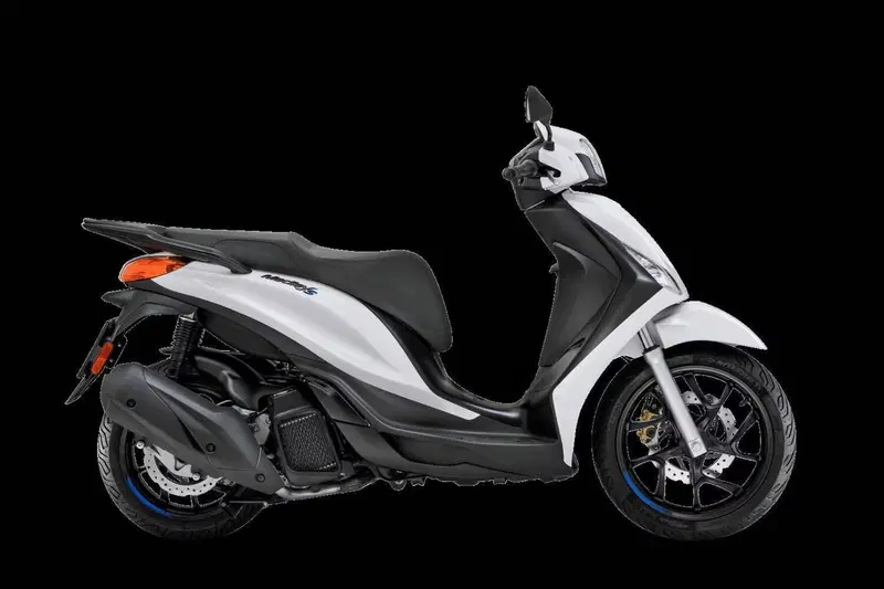 Piaggio Medley 125 S (2025 - 26) (2)