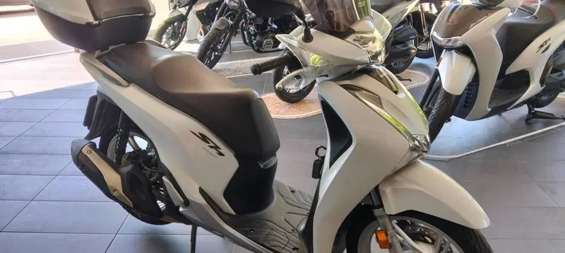 Honda SH 150i (2017 - 19) (4)
