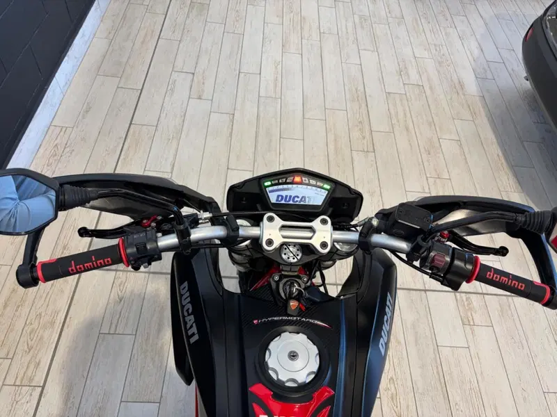 Ducati Hypermotard 821 (2013 - 15) (2)
