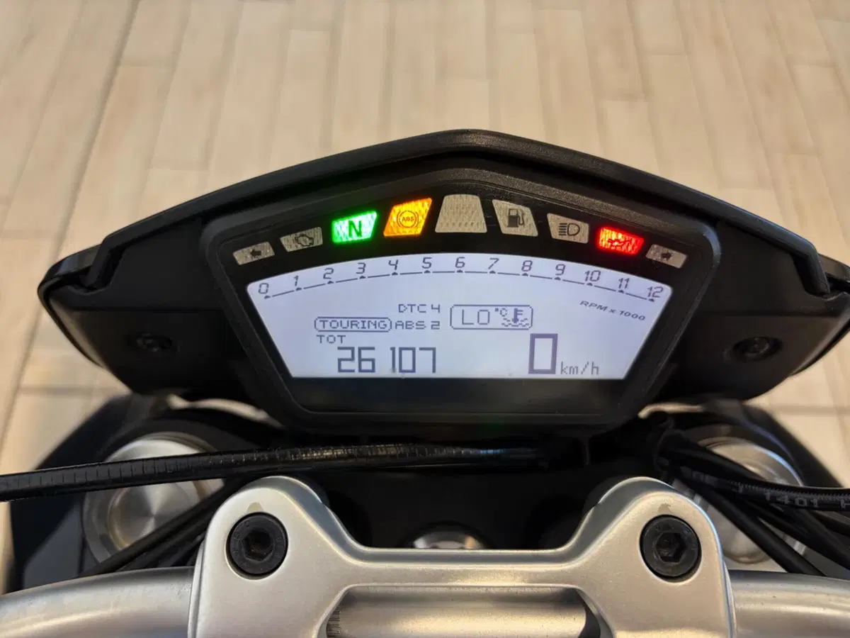 Ducati Hypermotard 821 (2013 - 15) (3)