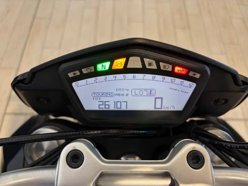 Ducati Hypermotard 821 (2013 - 15) (3)