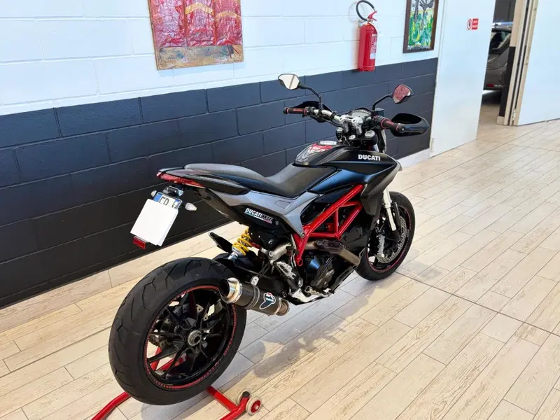 Ducati Hypermotard 821 (2013 - 15) (5)