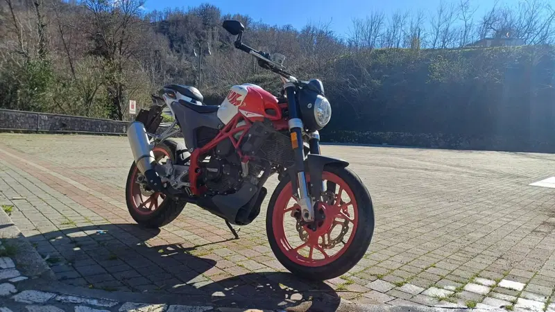 Swm Varez 125 (2022 - 23) (3)