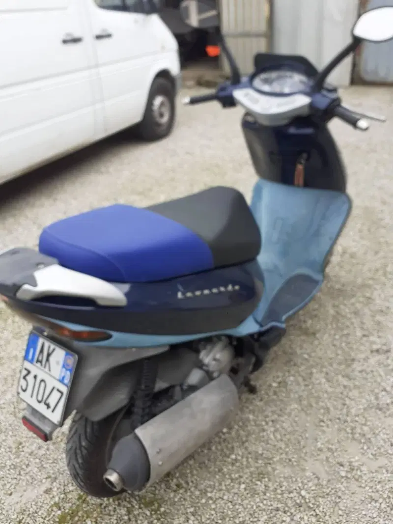 Aprilia Leonardo 250 (1999 -02)
