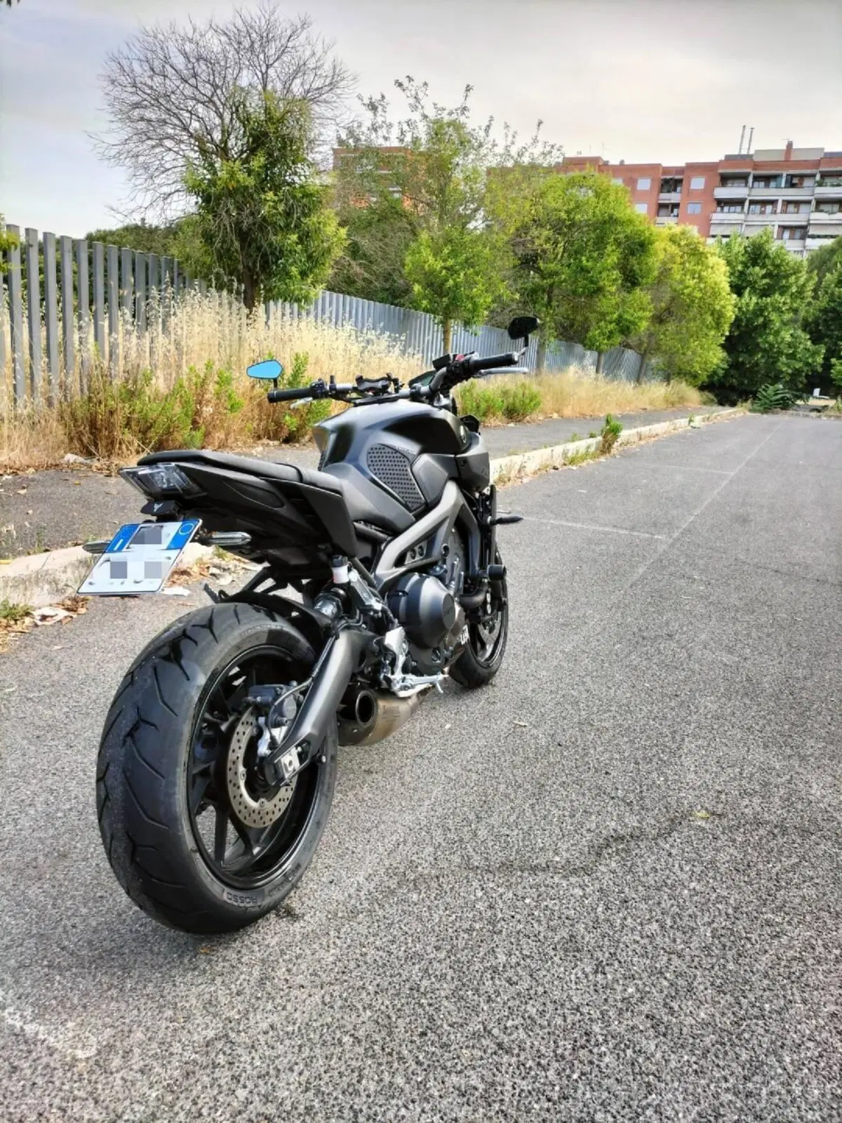 Yamaha MT-09 (2017 - 20) (3)