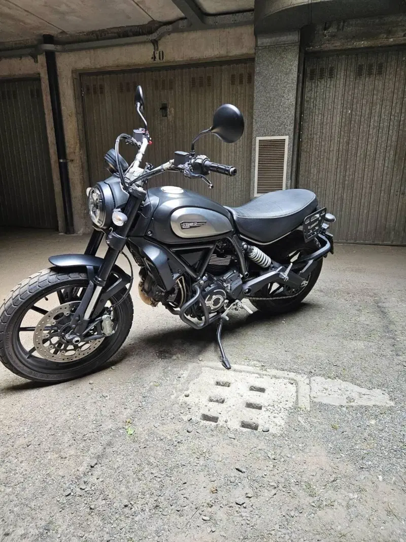 Ducati Scrambler 800 Icon Dark (2020) (2)