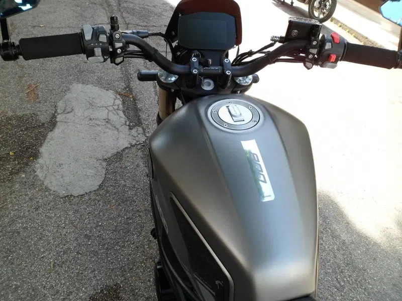 Benelli Leoncino 800 (2022 - 26) (11)