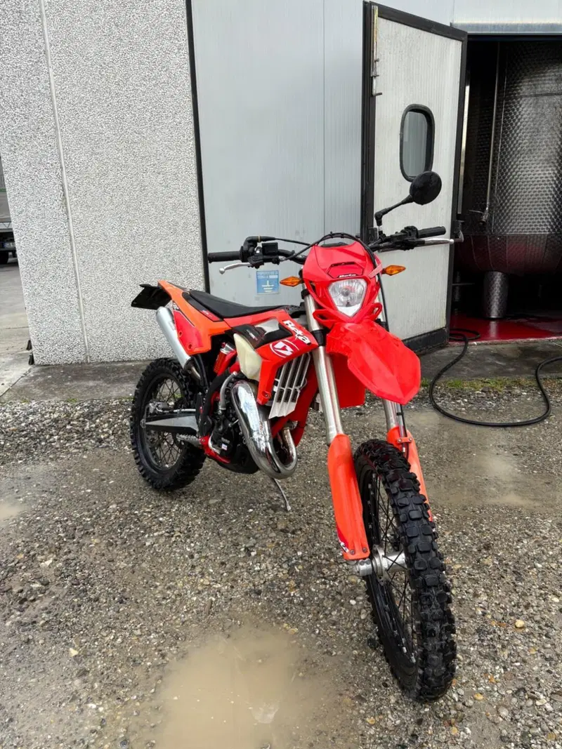 Betamotor RR 125 2T Enduro (2023) (2)