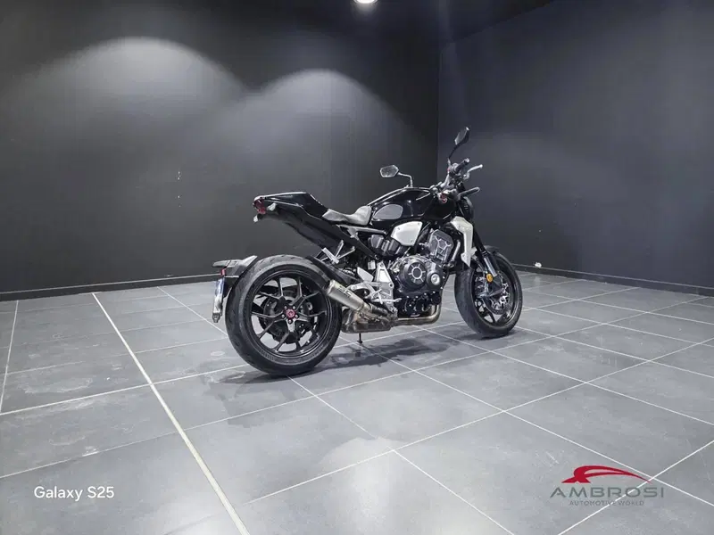 Honda CB 1000 R (2021 - 25) (8)