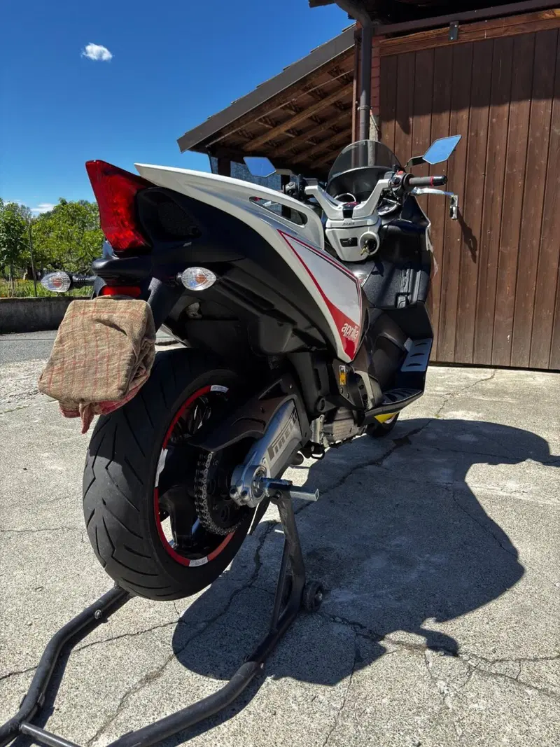 Aprilia SRV 850 ABS (2011 - 16) (5)