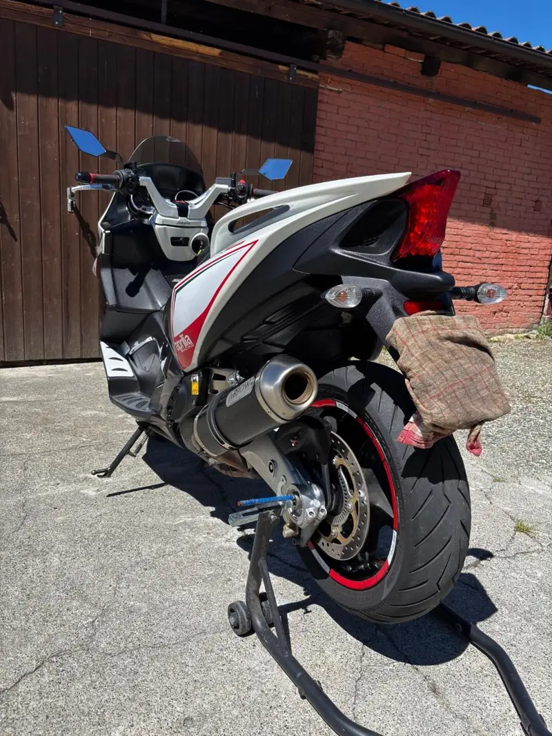 Aprilia SRV 850 ABS (2011 - 16) (6)