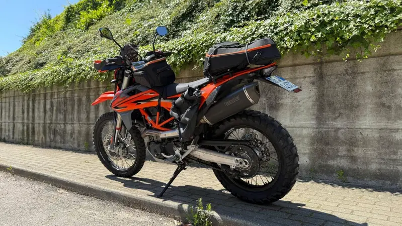 KTM 690 Enduro R (2022 - 25) (6)