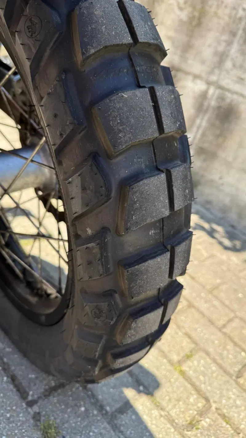 KTM 690 Enduro R (2022 - 25) (9)