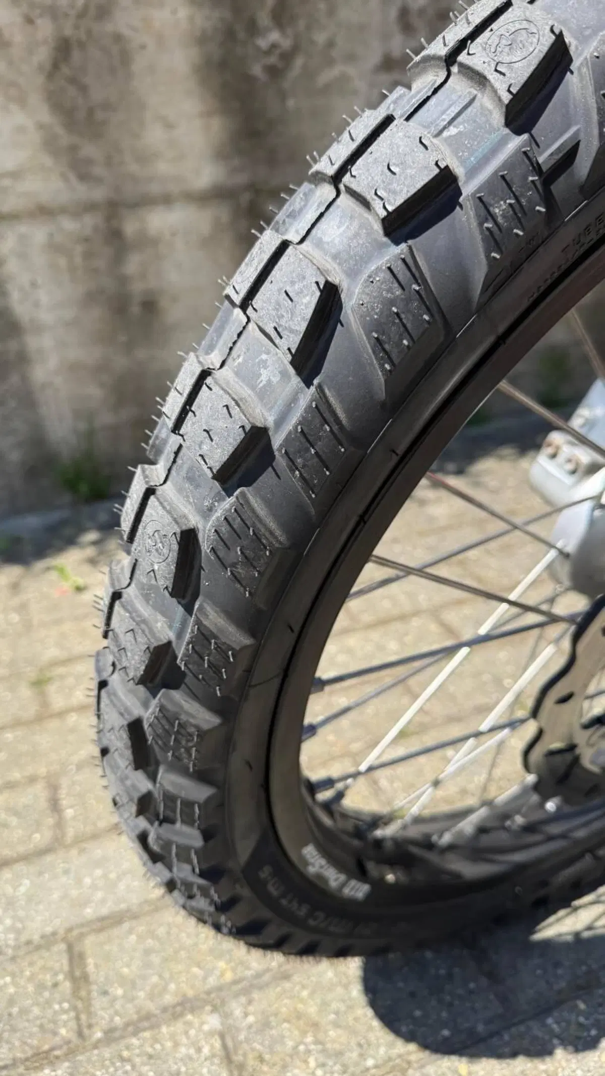KTM 690 Enduro R (2022 - 25) (10)