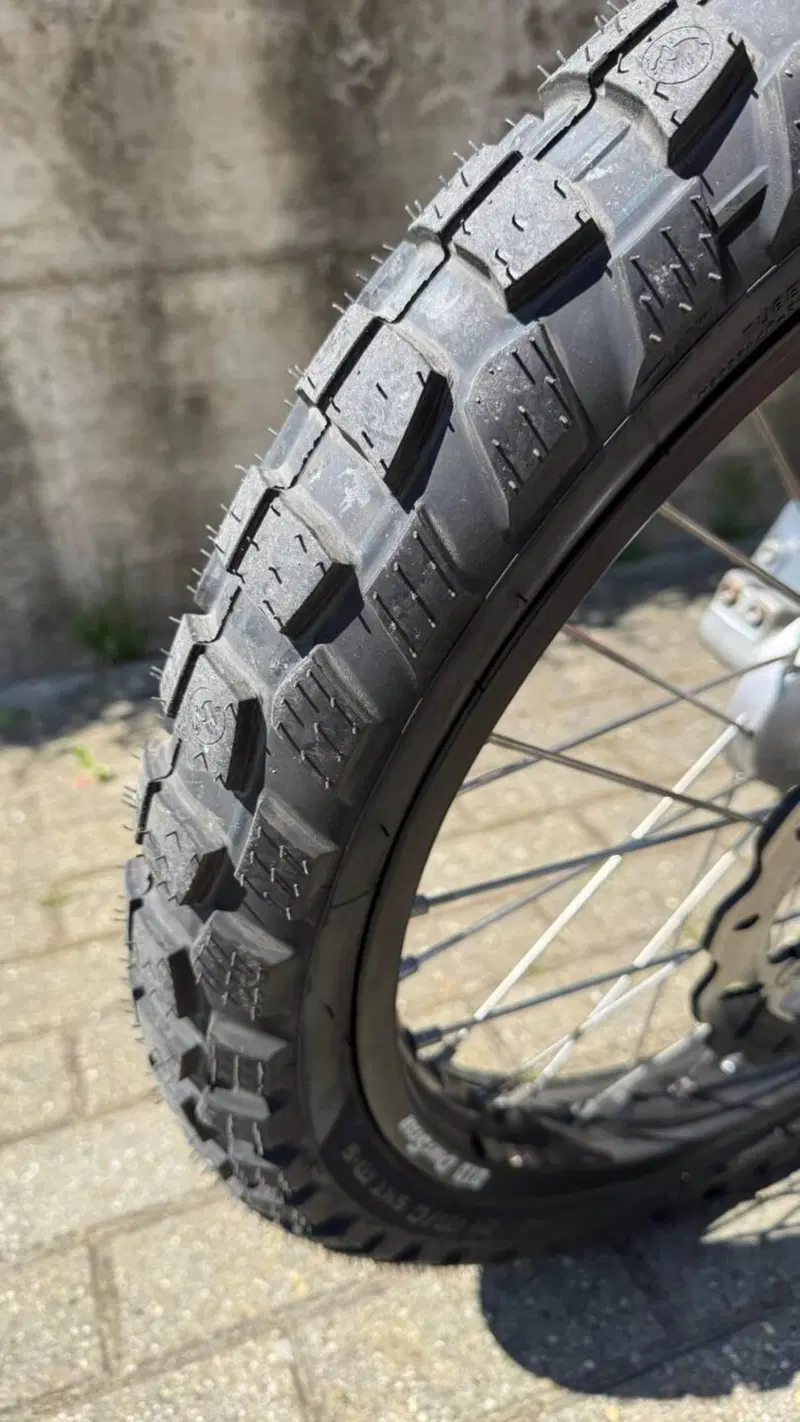 KTM 690 Enduro R (2022 - 25) (10)