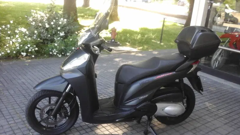 Honda SH 300 i (2011 - 14) (3)