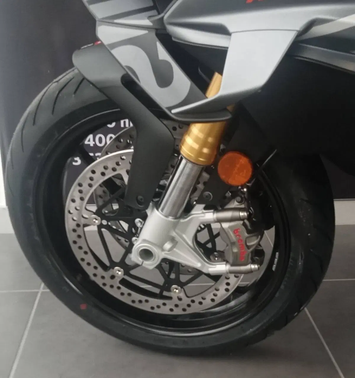Aprilia Tuono V4 (2025 - 26) (11)