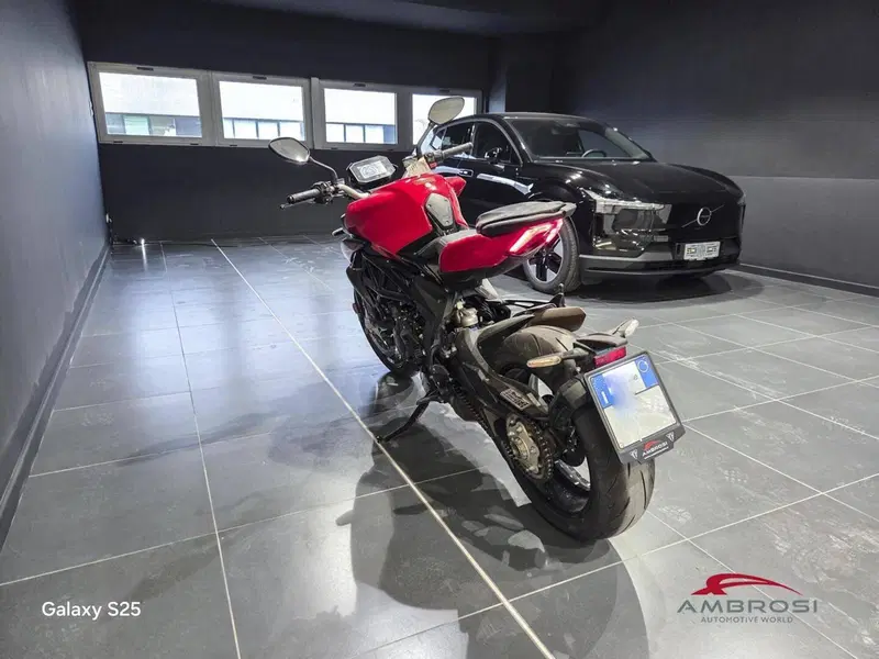 MV Agusta Brutale 800 Rosso (2021 - 23) (6)