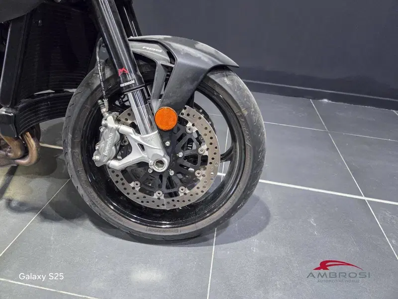MV Agusta Brutale 800 Rosso (2021 - 23) (8)