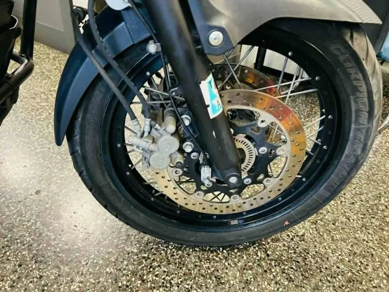 Suzuki V-Strom 650 ABS (2011 - 17) (6)
