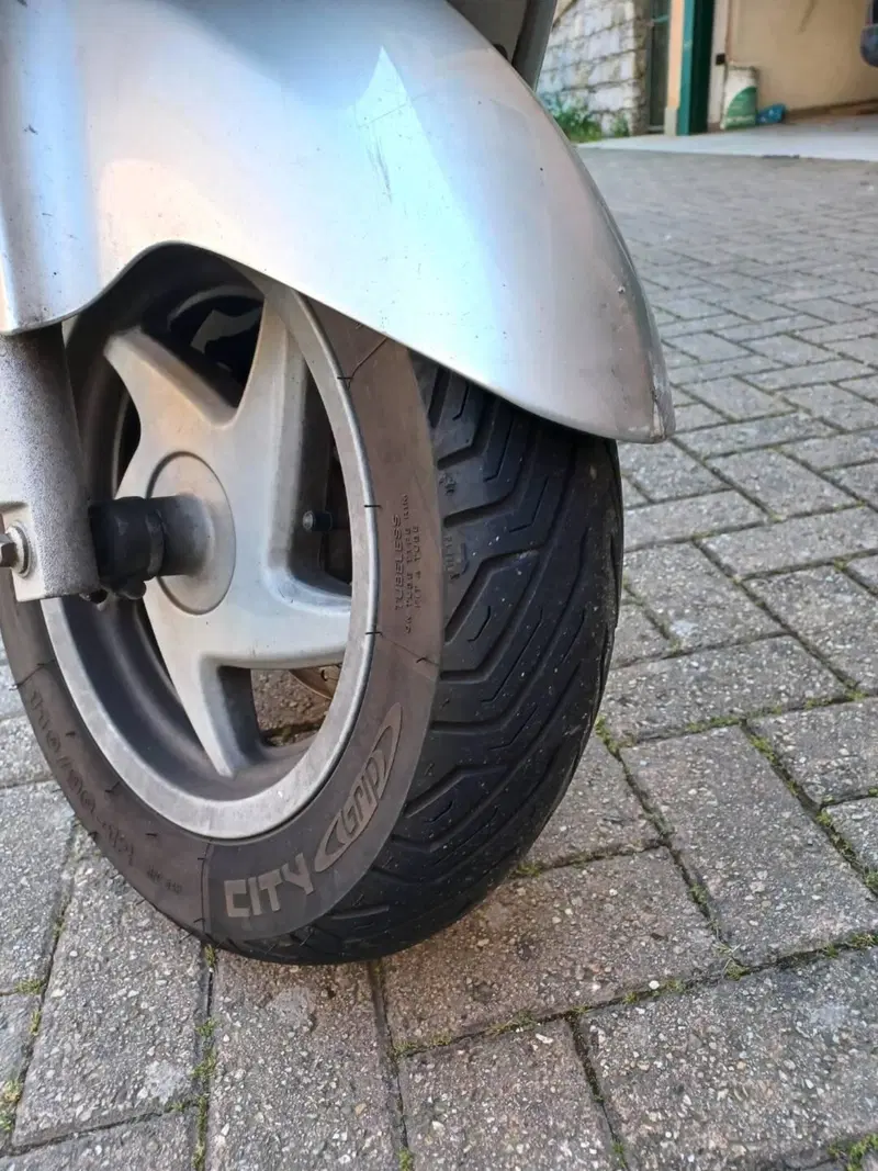 Peugeot SV 250 (2002 - 04) (7)