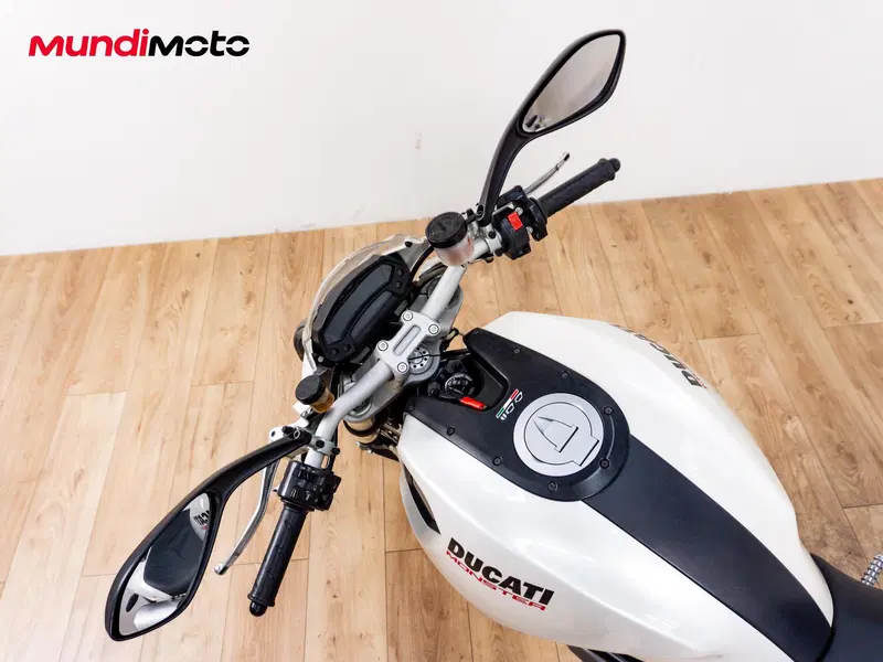 Ducati Monster 1100 S (2009-10) (11)
