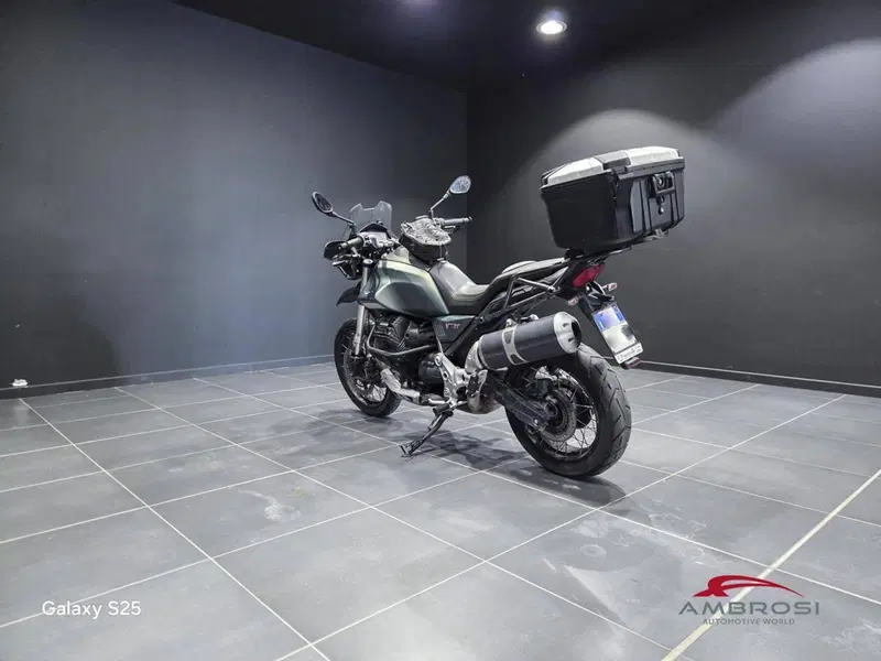 Moto Guzzi V85 TT (2021 - 23) (10)