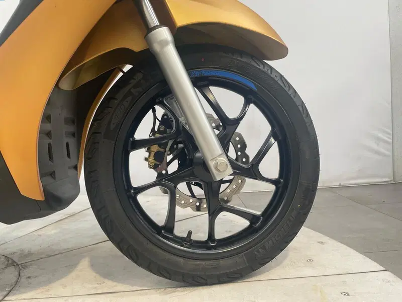 Piaggio Medley 200 S (2025 - 26) (5)