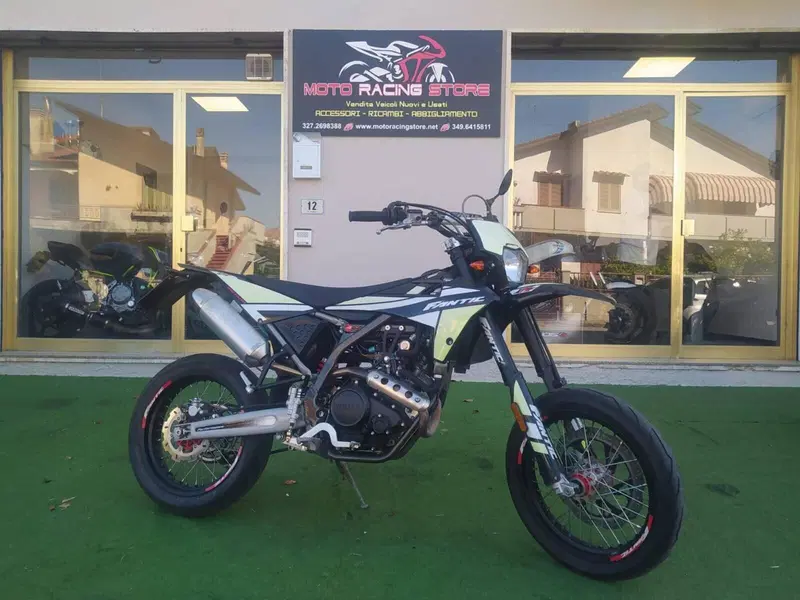 Fantic Motor XMF 125 Motard Competition 4T (2023 - 24)