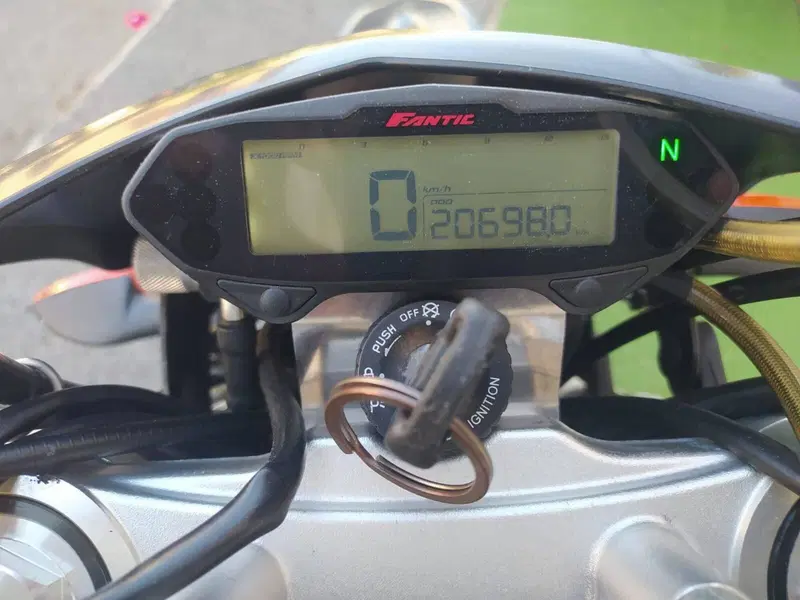 Fantic Motor XMF 125 Motard Competition 4T (2023 - 24) (9)