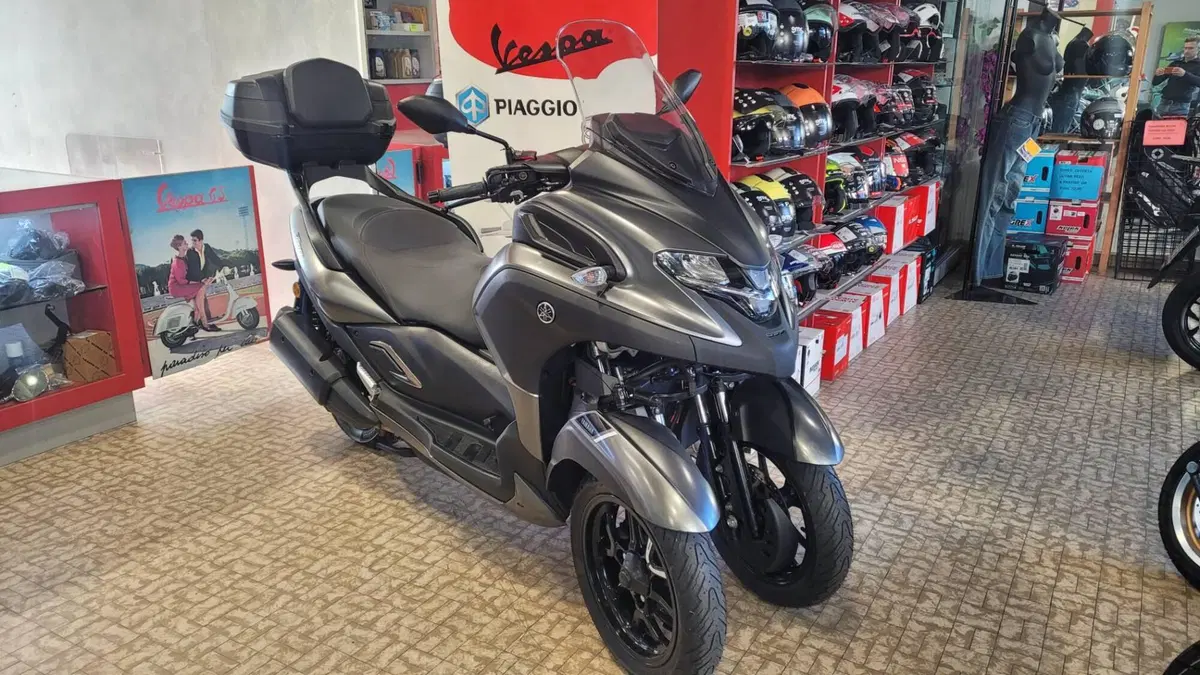 Yamaha Tricity 300 (2021 - 24) (2)