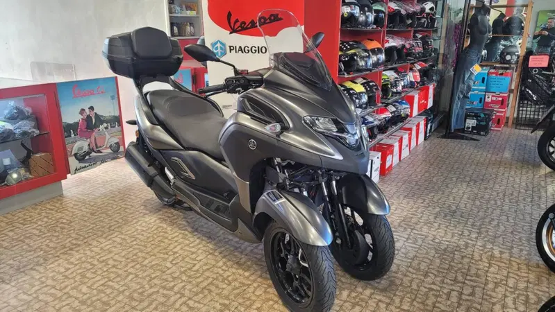 Yamaha Tricity 300 (2021 - 24) (2)